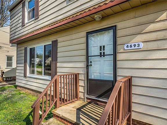 3rd image of 4693 Liberty Rd