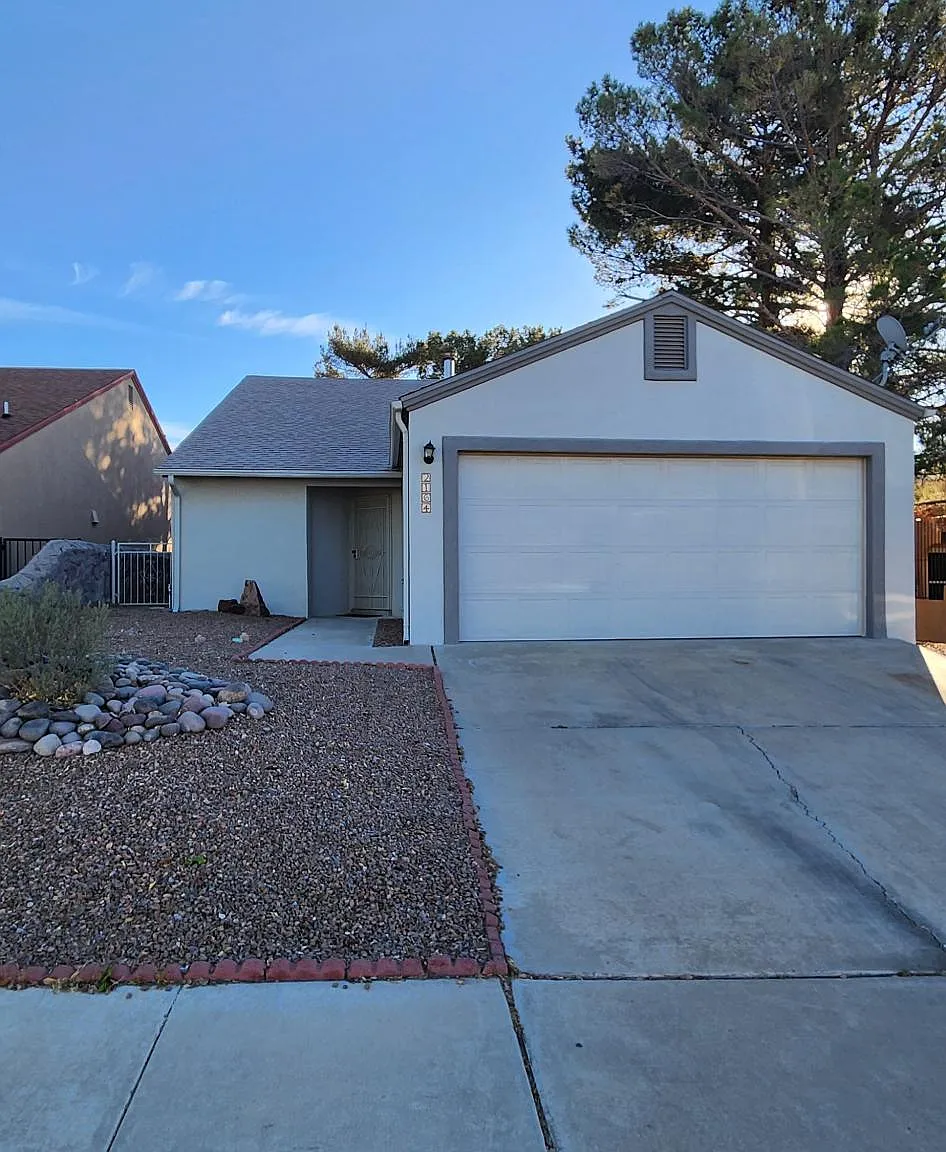 3 bed, 1440 sqft, $1,850 — Photo 1