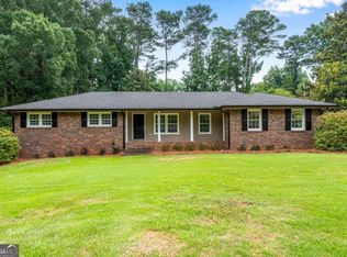 4292 Theresa Way SW, Lilburn, GA 30047
