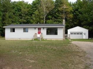 7027 Ferry Rd, East Jordan, MI 49727
