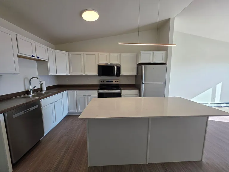Rail10 Lofts — Photo 66