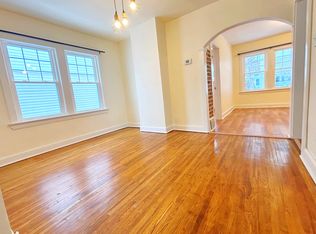 2061 Chesterland Ave, Lakewood, OH
