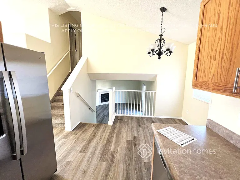 990 Ancestra Dr — Photo 8
