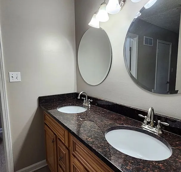 4011 Pinehurst Pl — Photo 15