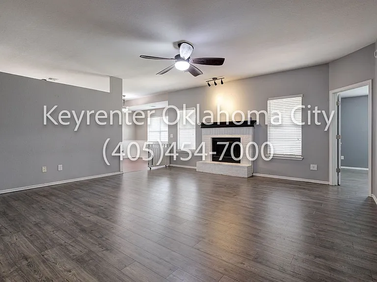 6016 SE 82nd Pl — Photo 7