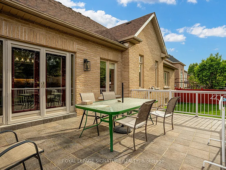 38 Pinemeadow Dr — Photo 45