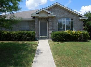 1005 Weaver St, Cedar Hill, TX 75104
