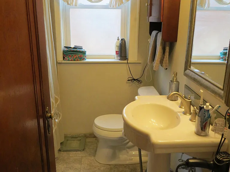 7548 Hoover Ave #2 — Photo 16
