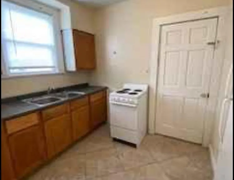 1566 S Kentucky Ave #H — Photo 6