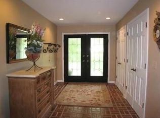 644 Carolyn Dr, Glen Ellyn, IL 60137