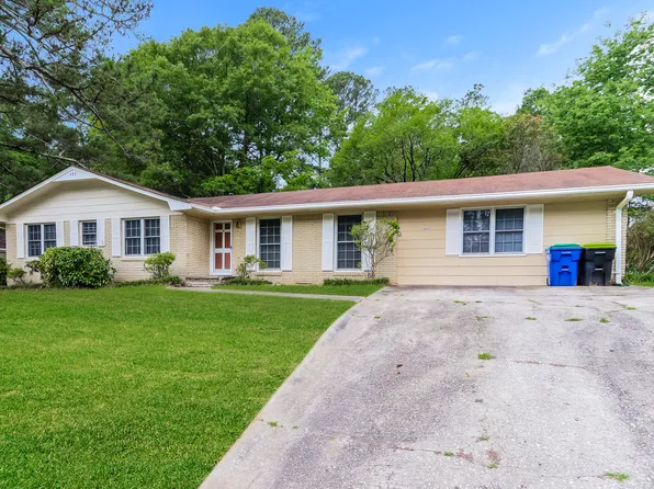 5645 Morning Creek Cir, Atlanta, GA 30349