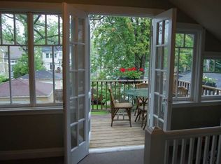 1524 Forest Ave UNIT 2, Wilmette, IL 60091