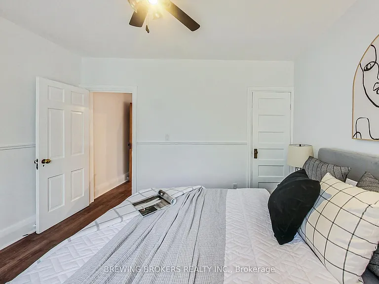 98 Moberly Ave — Photo 15