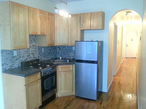 1st image of 980 Bergen St APT 15