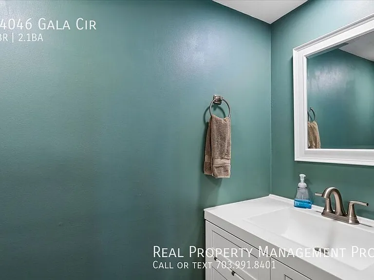44046 Gala Cir — Photo 17