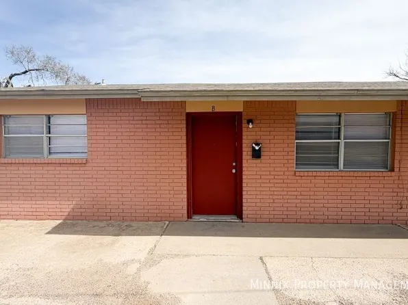 2219 W 19th St #A, Plainview, TX 79072