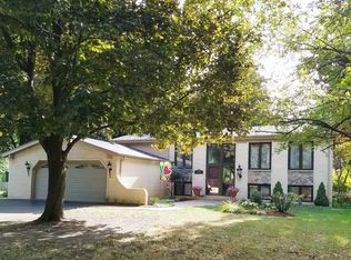 1031 Lincoln Ln, Elk Grove Village, IL 60007