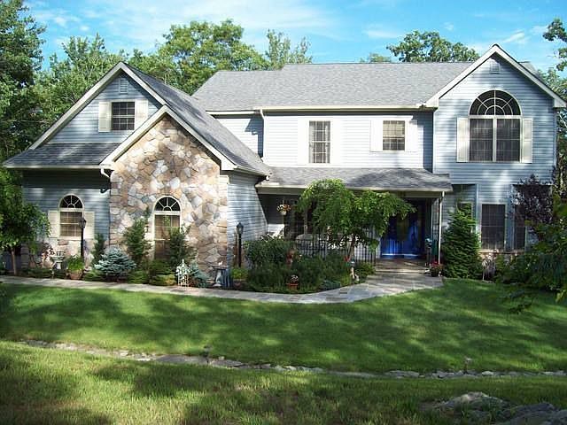 2nd image of 123 Senate Rd