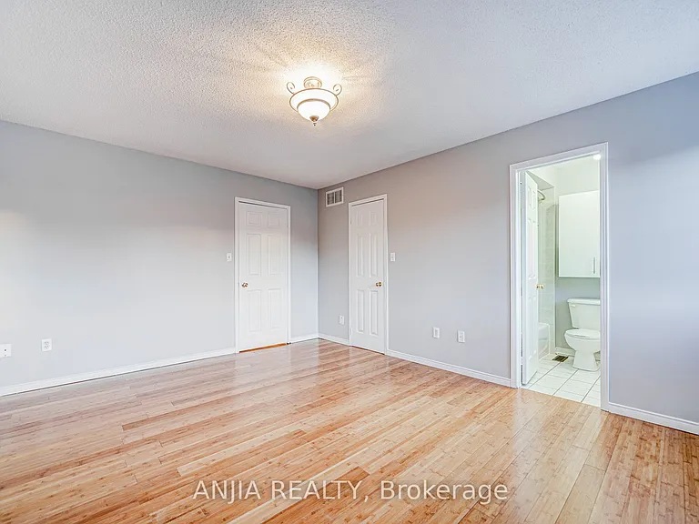 146 Billingsley Cres — Photo 19