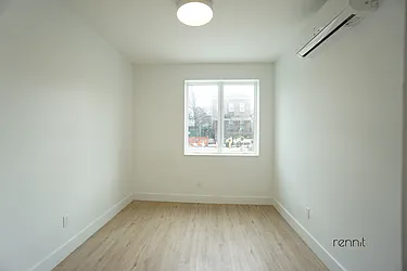 Rented by Rennit Inc.