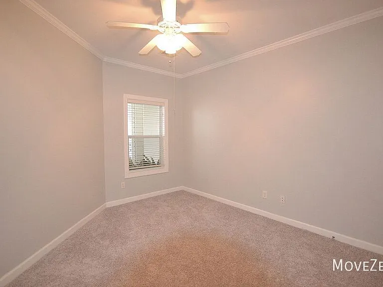210 Fullford Ln #102 — Photo 13