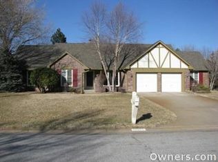15104 E Timber Lake Cir, Wichita, KS 67230