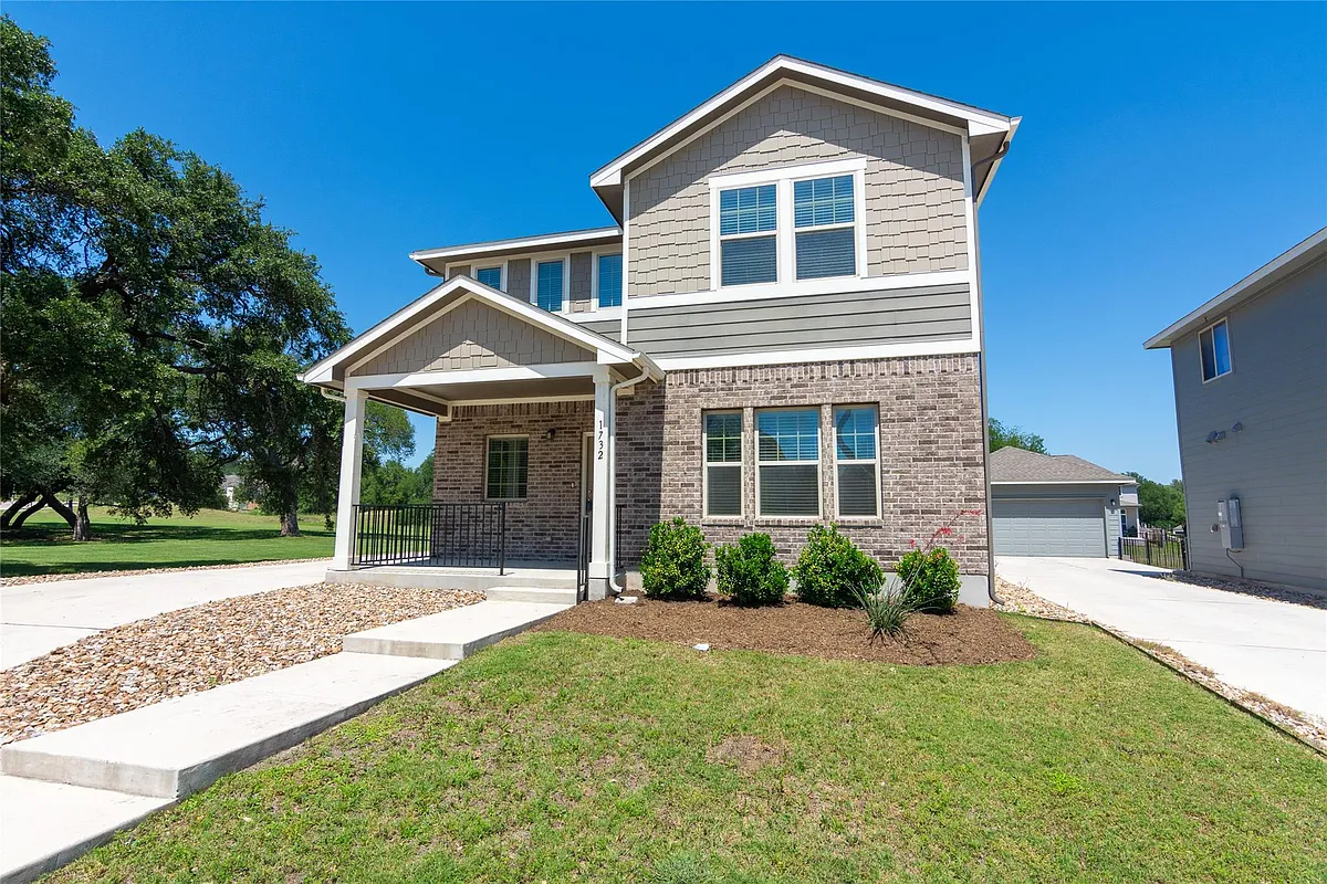 Building Photo - 1732 Lakota Ln
