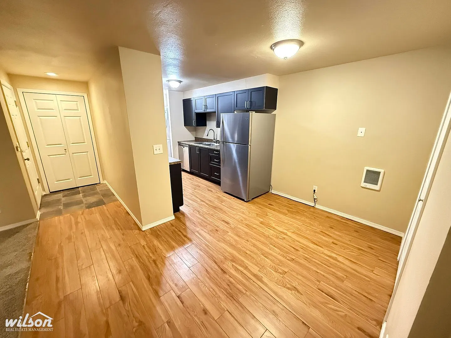 4500 W Nob Hill Blvd — Photo 2