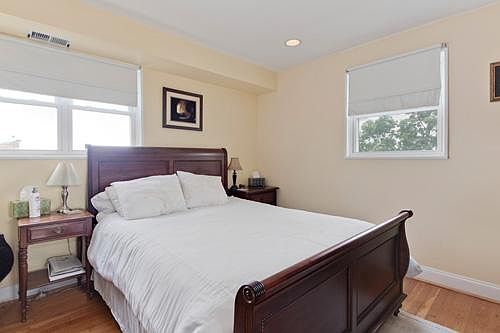 4th image of 401 Evarts St NE APT 101