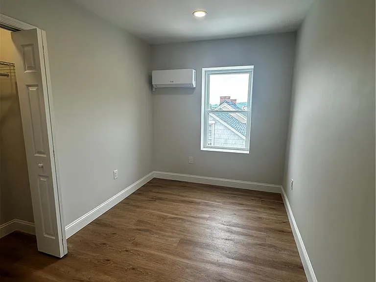 348 Main St #3 — Photo 9