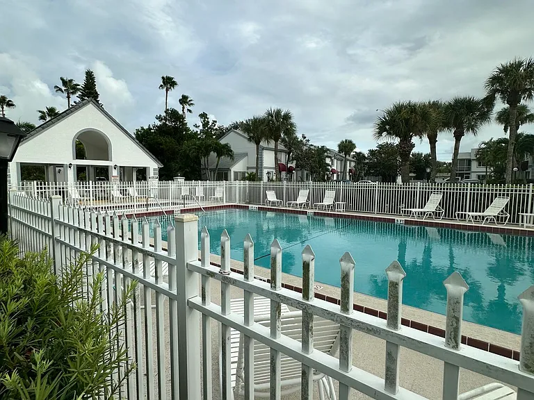 335 Ocean Park Ln #V106 — Photo 34