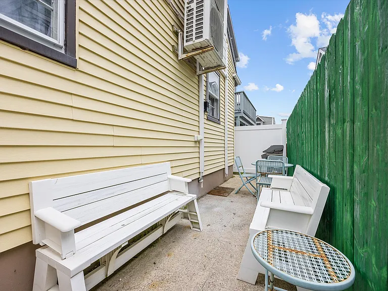207 N Harvard Ave — Photo 44