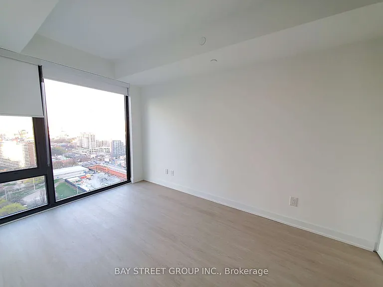 47 Mutual St #2706 — Photo 8