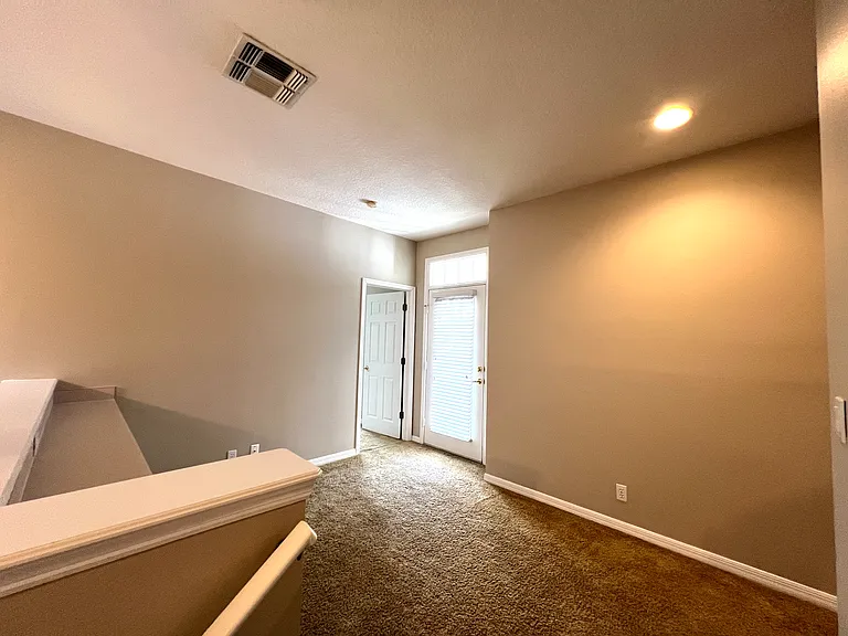 502 Greenbrier Ave — Photo 17
