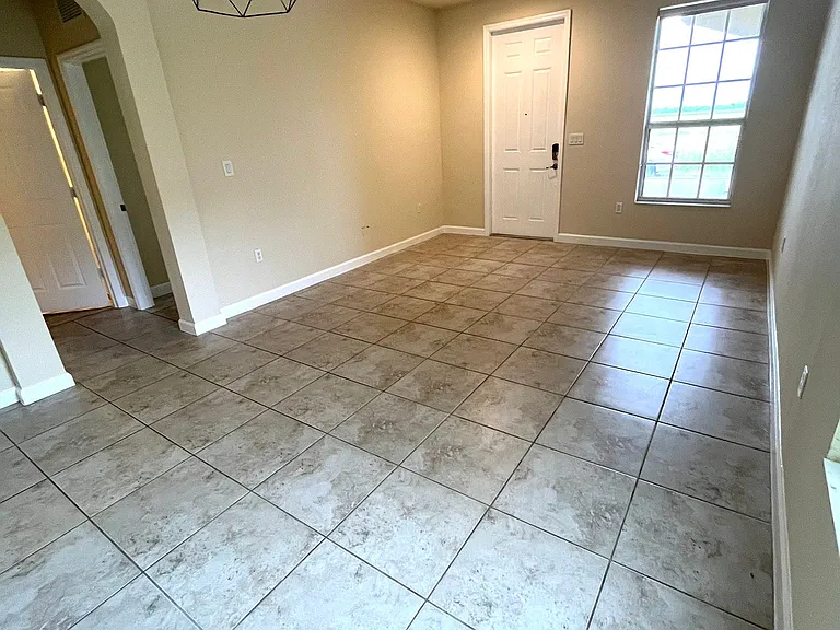 9401 SW 172nd Ave — Photo 14