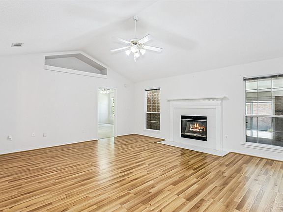 5th image of 5059 Copperfield Dr