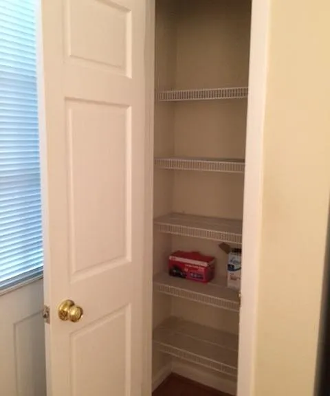 986 Greenwood Ave NE #7 — Photo 8