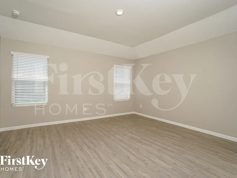 1224 Treehouse Ln — Photo 8