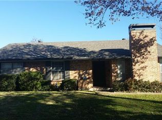 1109 Janell Dr, Irving, TX 75062