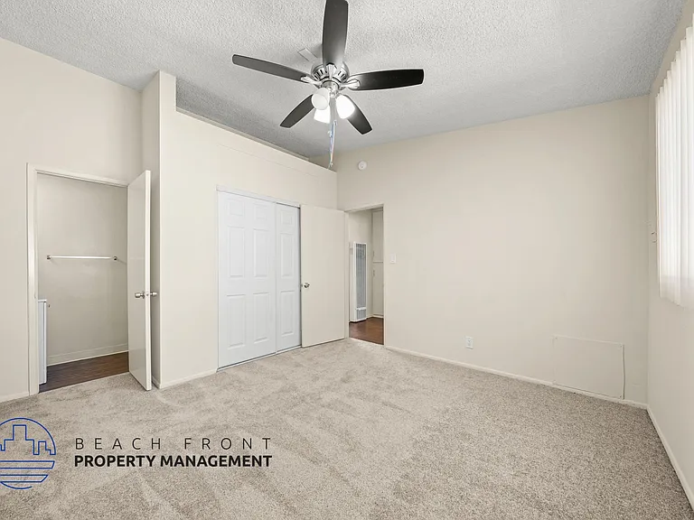 1818 W El Segundo Blvd — Photo 14
