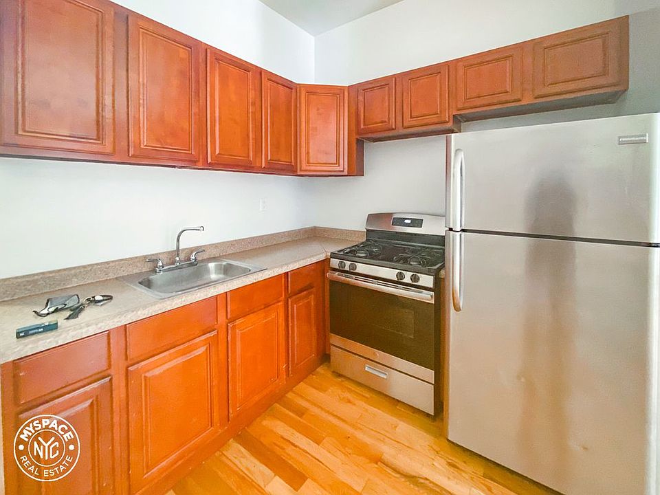 1st image of 425 Wythe Ave #11XX