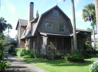 328 5th St, Atlantic Beach, FL 32233