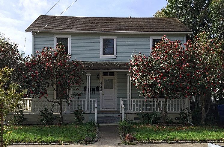 1st image of 2137 Oak St #Oak2137-1