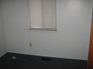 39 Parkdale Ave, Pontiac, MI 48340