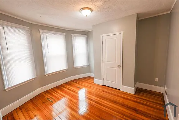 4 Standard St #2 — Photo 4