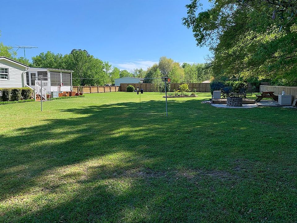 2nd image of 237 Joyland Ln