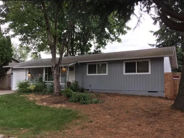 12226 SE Redwood Ave, Milwaukie, OR 97222