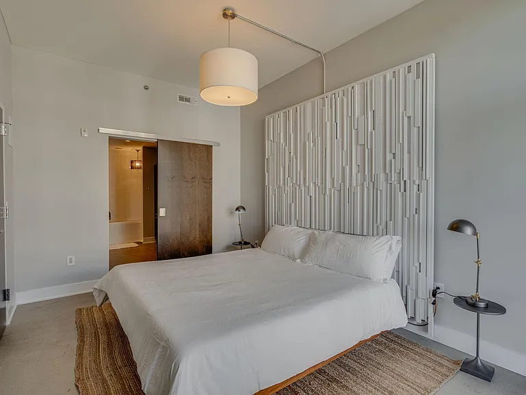 2115 Yeaman Pl #432 — Photo 24