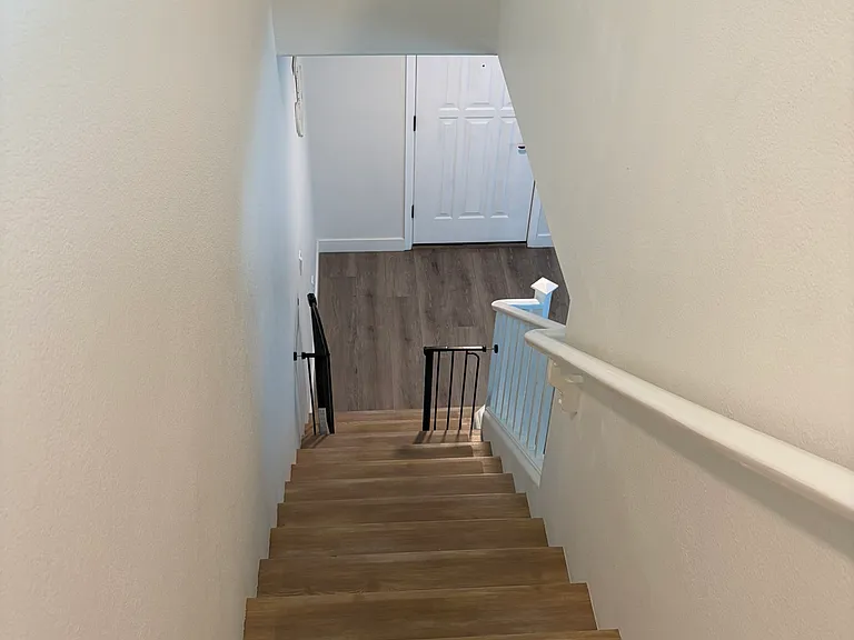 278 E Baylor Ln — Photo 15