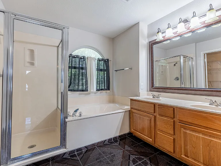 3604 Meade St — Photo 22
